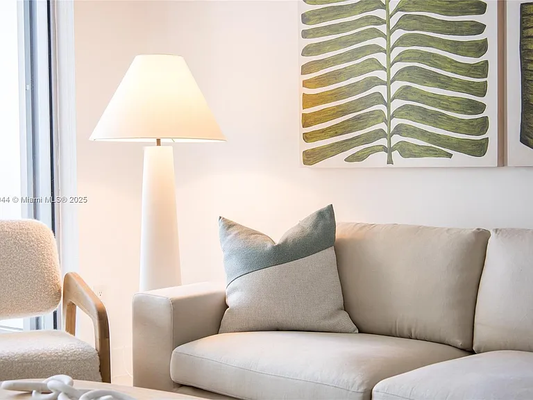 1300 Brickell Bay Dr #1608 — Photo 29