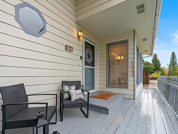 3rd image of 17222 E Alki Ave