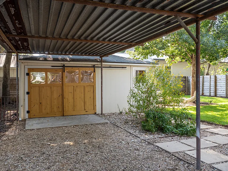 1609 Nickerson St — Photo 22