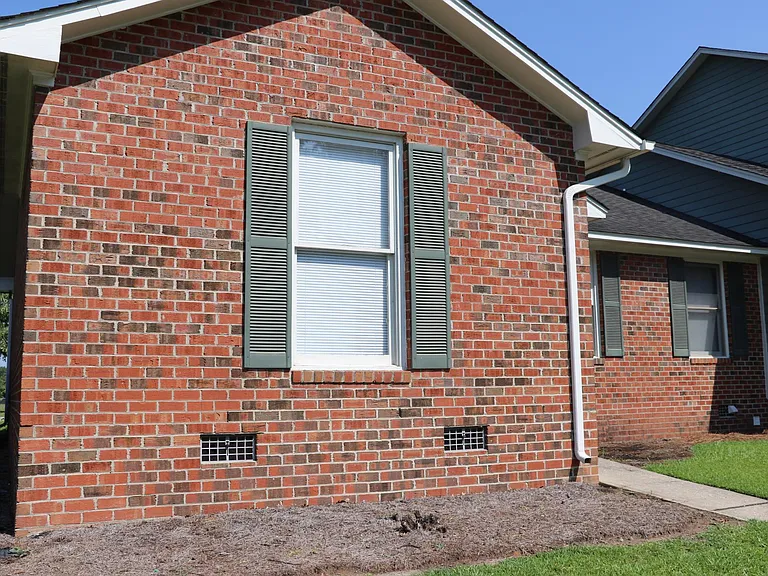 4900 Independence Blvd #11 — Photo 2