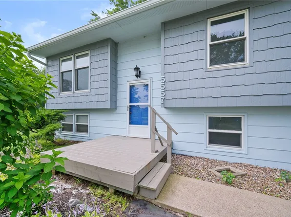 5557 SE Maple Dr, Carlisle, IA 50047