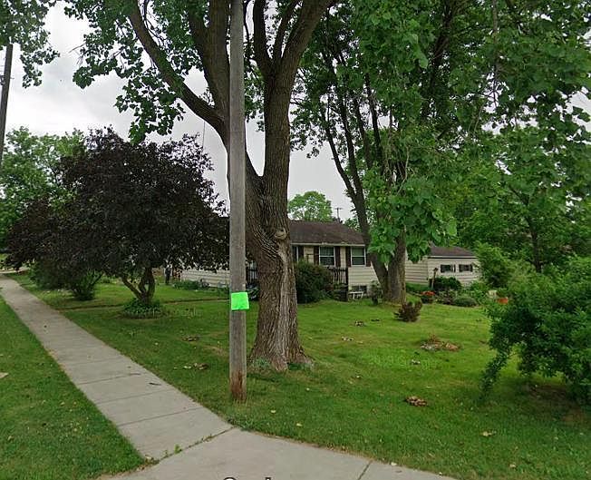 1st image of 1152 Holly Hill Dr