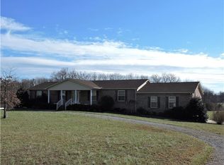 1406 Mud Creek Rd, Morrison, TN 37357