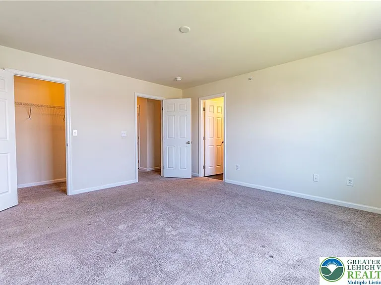 1374 Black Forest Dr — Photo 24