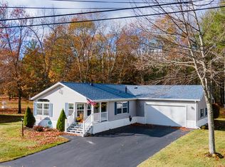 20 Candlewood Dr, Lyman, ME 04002