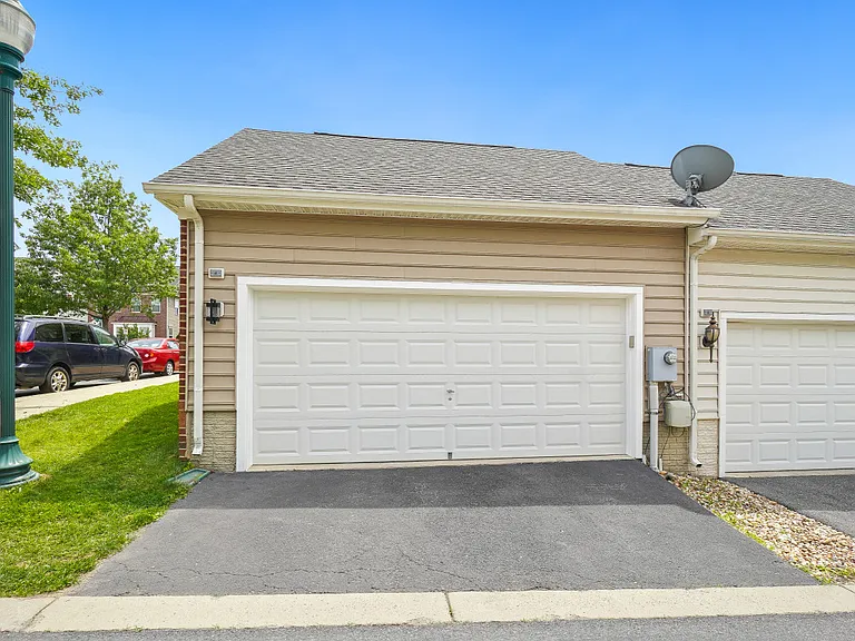 22764 Autumn Breeze Ave — Photo 41
