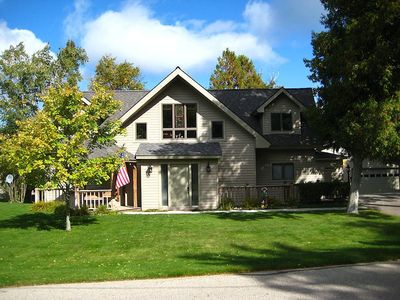 13039 Cedar St, Charlevoix, MI, 49720