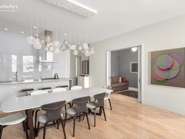 420 West 25th Street image 10 of 17