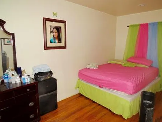 Rented by Capri Jet Realty Corp | media 13