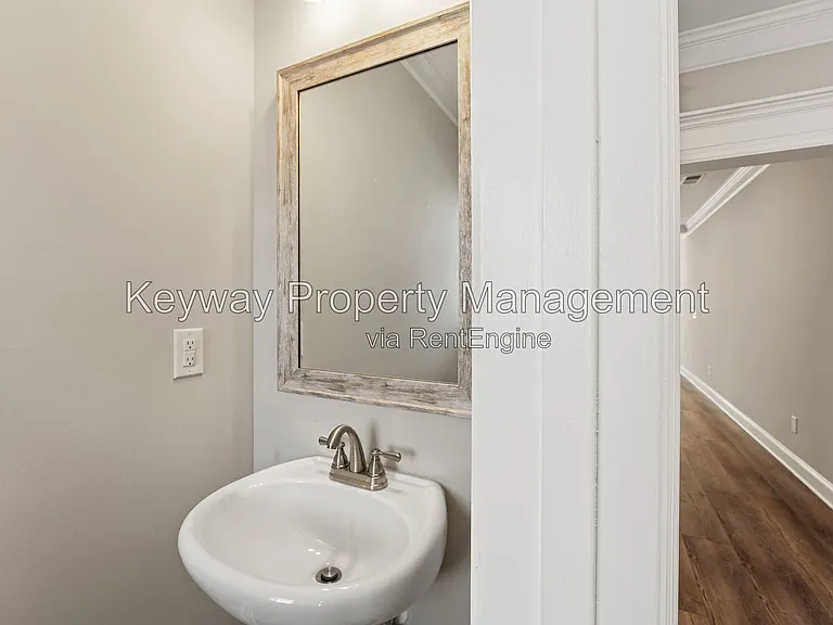 4502 Chestnut Trl — Photo 3