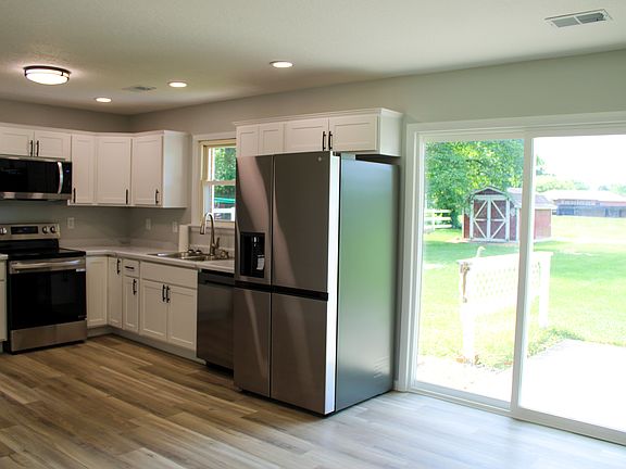 4th image of 4520 W Sunset Glades Blvd