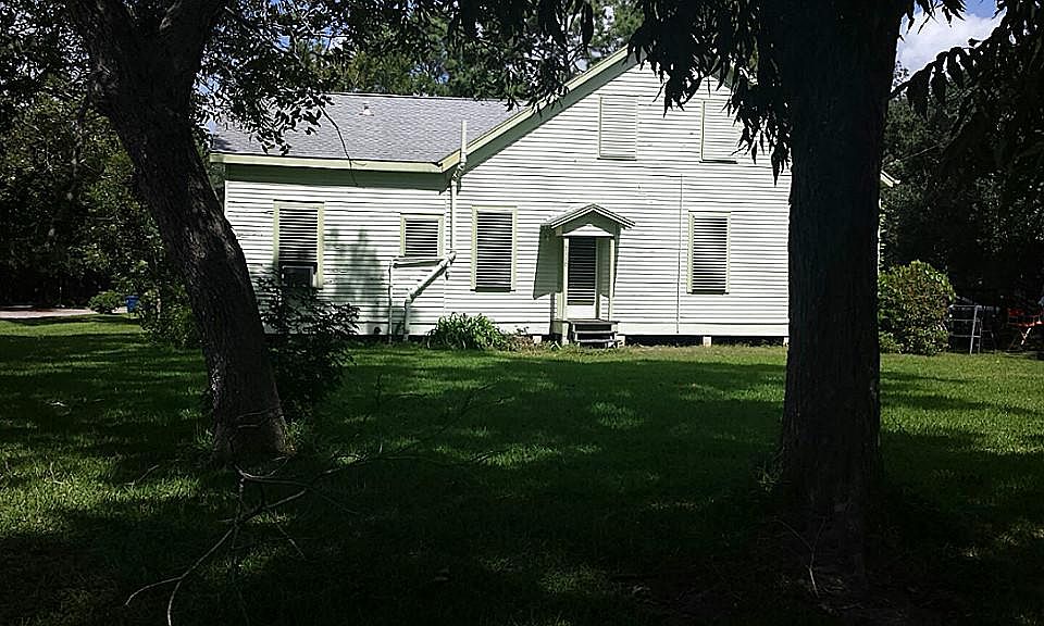 1st image of 3110 Edgewood Dr