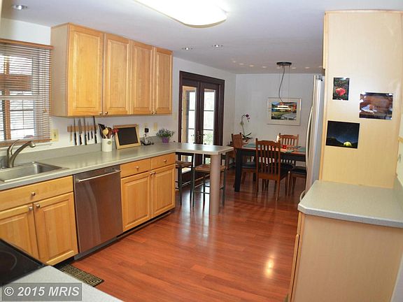 2nd image of 2655 Fanieul Hall Ct