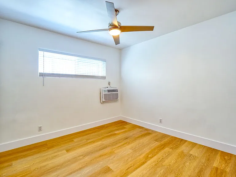 3721 Westwood Blvd — Photo 34