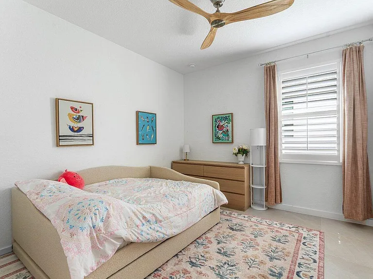 1991 NE Ocean Dunes Dr — Photo 12