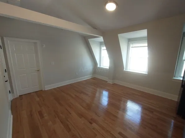 101 Morse St, Watertown, MA