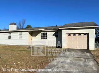 628 Cedarwood Dr, Bonaire, GA 31005