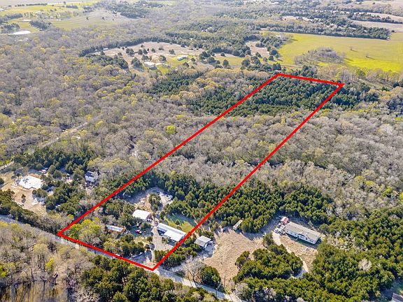 3rd image of 1425 Hunsucker Rd