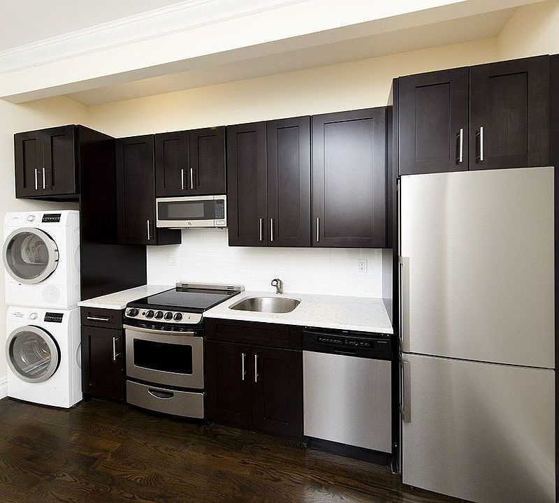1st image of 525 E 6th St #4