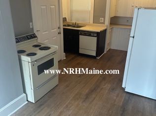 62 High St #4, South Paris, ME 04281