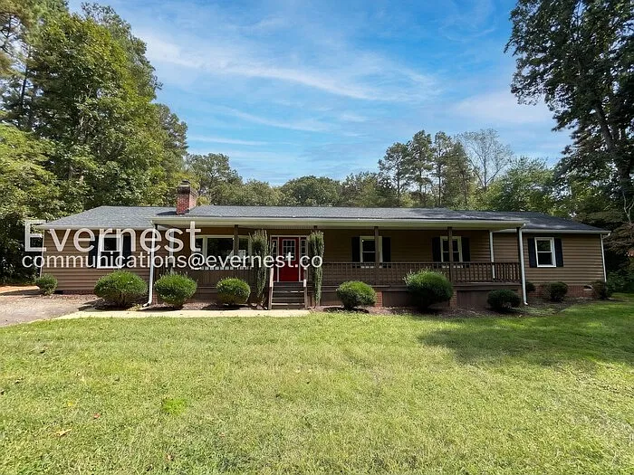 4 bed, 3.0 bath, 2178 sqft, $2,495 — Photo 1