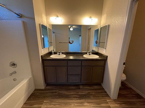 5th image of 3650 W 22nd Pl Unit E