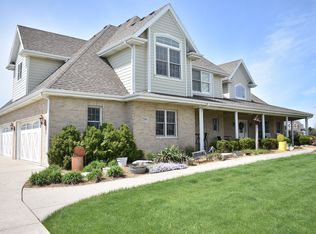 25960 S Greene Castle Dr, Monee, IL 60449
