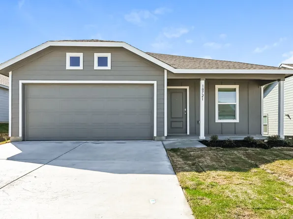 10721 Revolver Ln, Fort Worth, TX 76108
