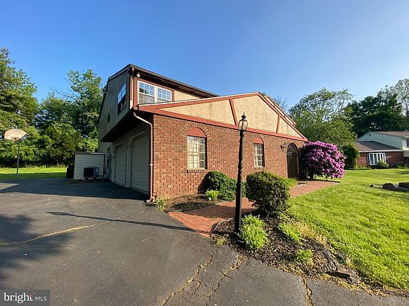 2nd image of 199 Liberty Dr