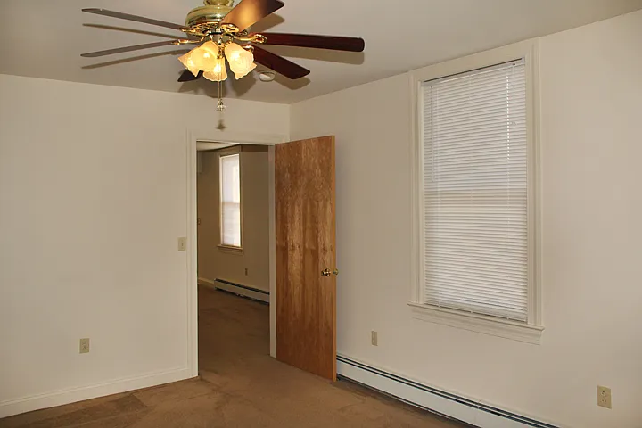 118 Delaware Ave #1 — Photo 6