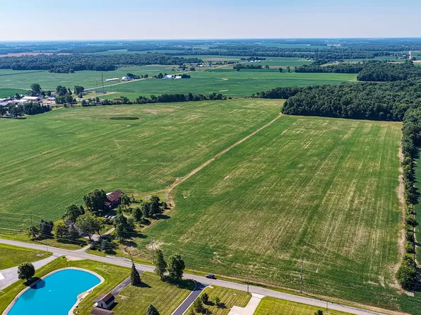 7913 County Road 2, Edon, OH 43518