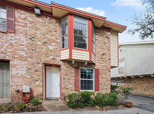 10654 Hazelhurst Dr #28, Houston, TX 77043