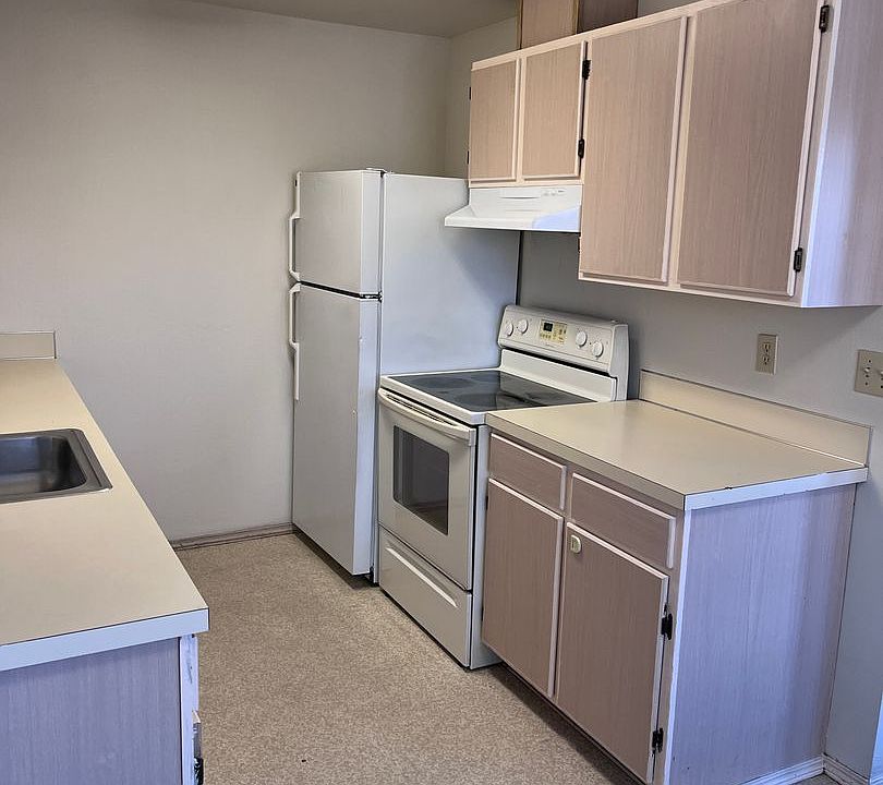 1st image of 1318 Fairbanks Ave #4