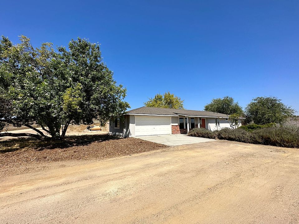 7481 Kingsbury Rd, Templeton, CA 93465 | Zillow