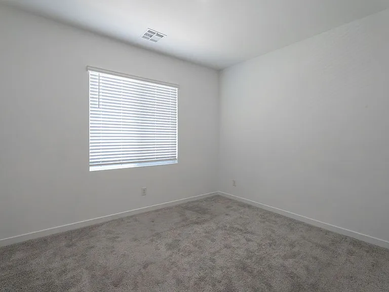 621 Camilla Crk — Photo 11