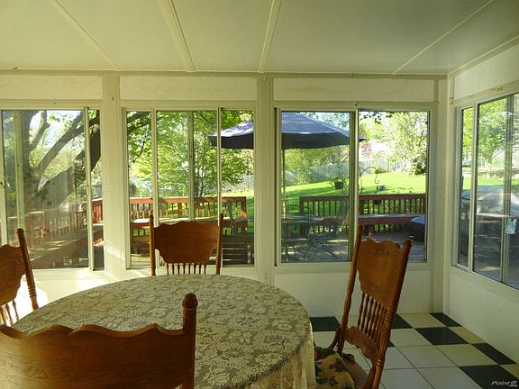 17 Sunroom  view
