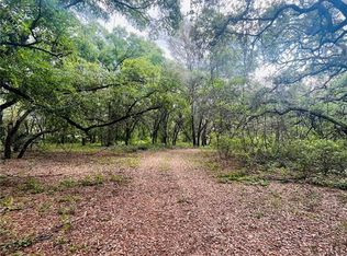 112 Willow Ln, Hawthorne, FL 32640