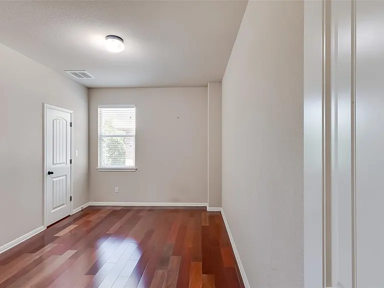 11300 Cherisse Dr — Photo 19