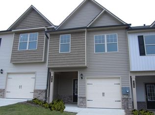 1715 Snapping Ct, Winder, GA 30680