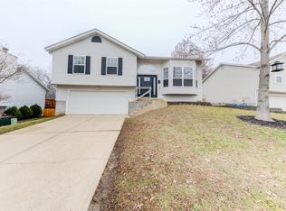 14 Red Cedar Ct, Saint Charles, MO 63303
