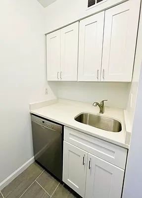 Rented by Triplemint | media 27