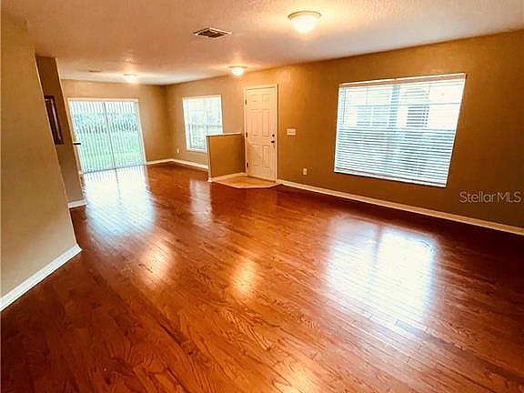 4th image of 37706 Aaralyn Rd