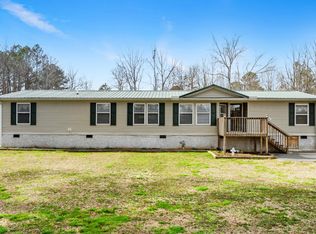 179 Barfield Ln, Evensville, TN 37332