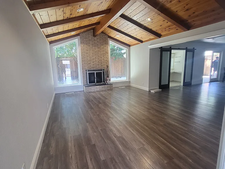 4292 Cherrywood Ct — Photo 2