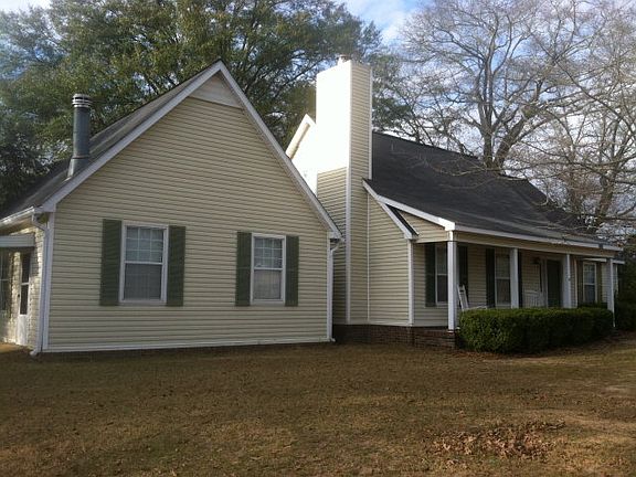 3rd image of 2907 Heritage Dr