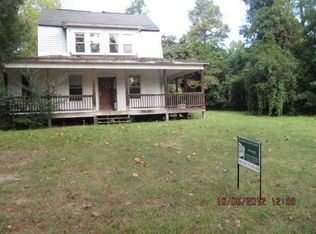 180 Matthews Rd, Vass, NC 28394