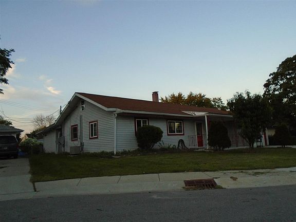 2nd image of 502 Prairie Ct