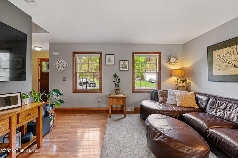 5th image of 7 Kent Place