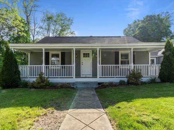 31 Turnpike Street, Pembroke, NH 03275