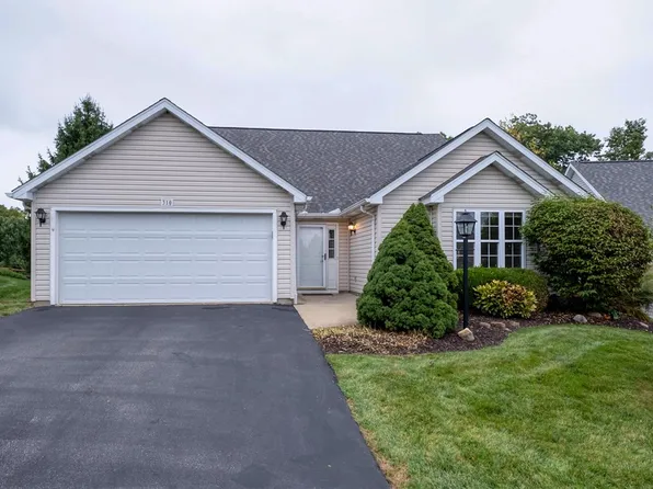 310 Carriage Dr, Freedom, PA 15042